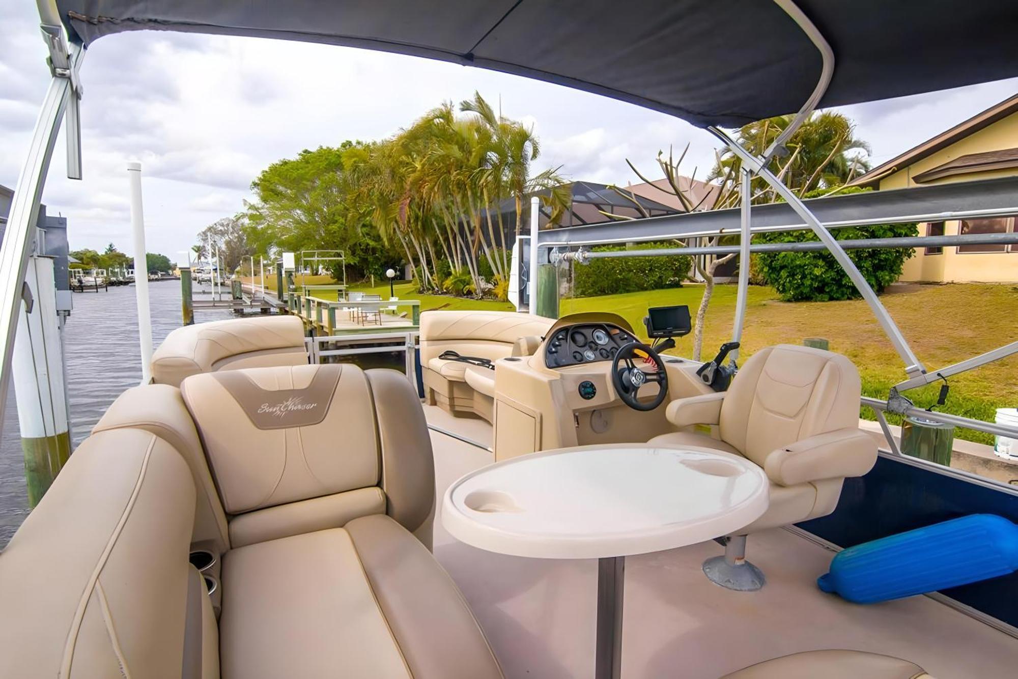 House With A Boatyour Private Waterfront Resort Port Charlotte Exterior foto